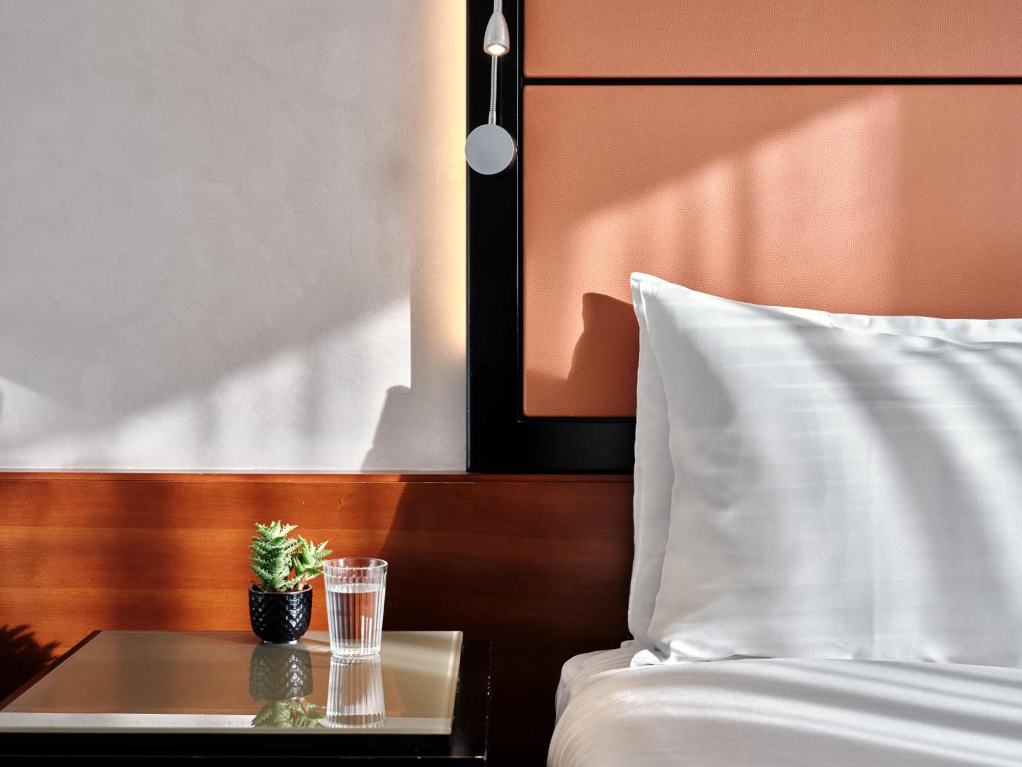 Crowne Plaza Milan - Malpensa Airport By Ihg Hotel Казе Нуове Екстериор снимка